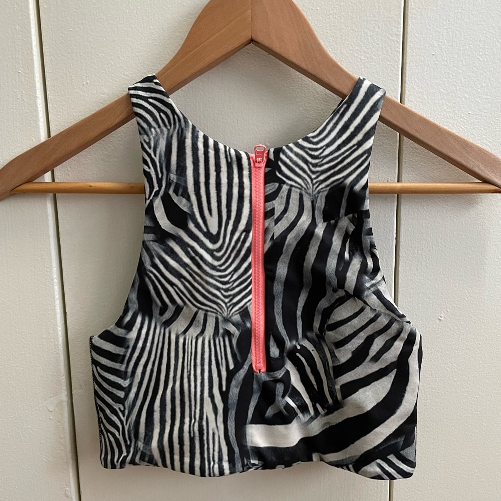 Betsey Johnson sports bra (size xs)